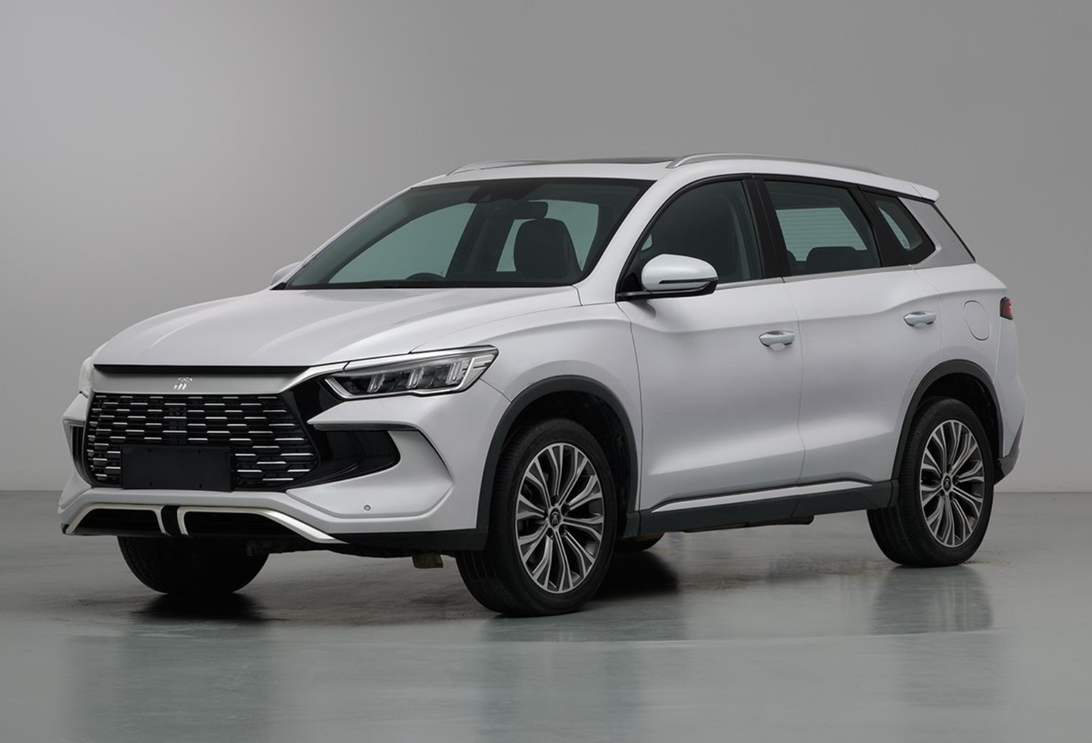 比亚迪新款宋pro dm