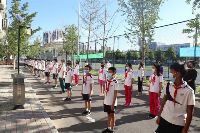 北京市通州区运河小学开学典礼隆重召开