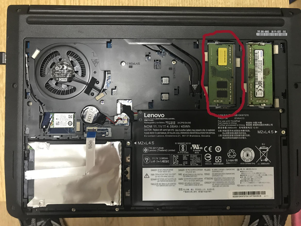 thinkpad e470c新增8g内存条,升级为16g内存