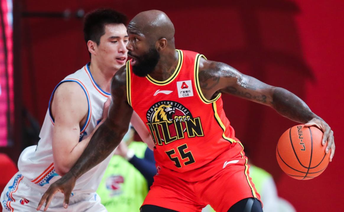 3连败!吉林继续输球,琼斯问题很大,主教练赛后说了3个字