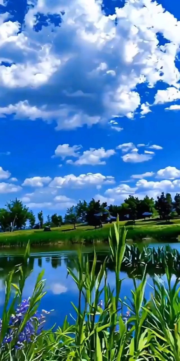 蓝天白云,青山绿水