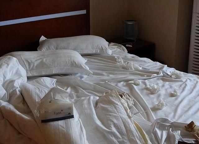 异性同住酒店"被查房",若不是夫妻关系会怎么处理?答案来了