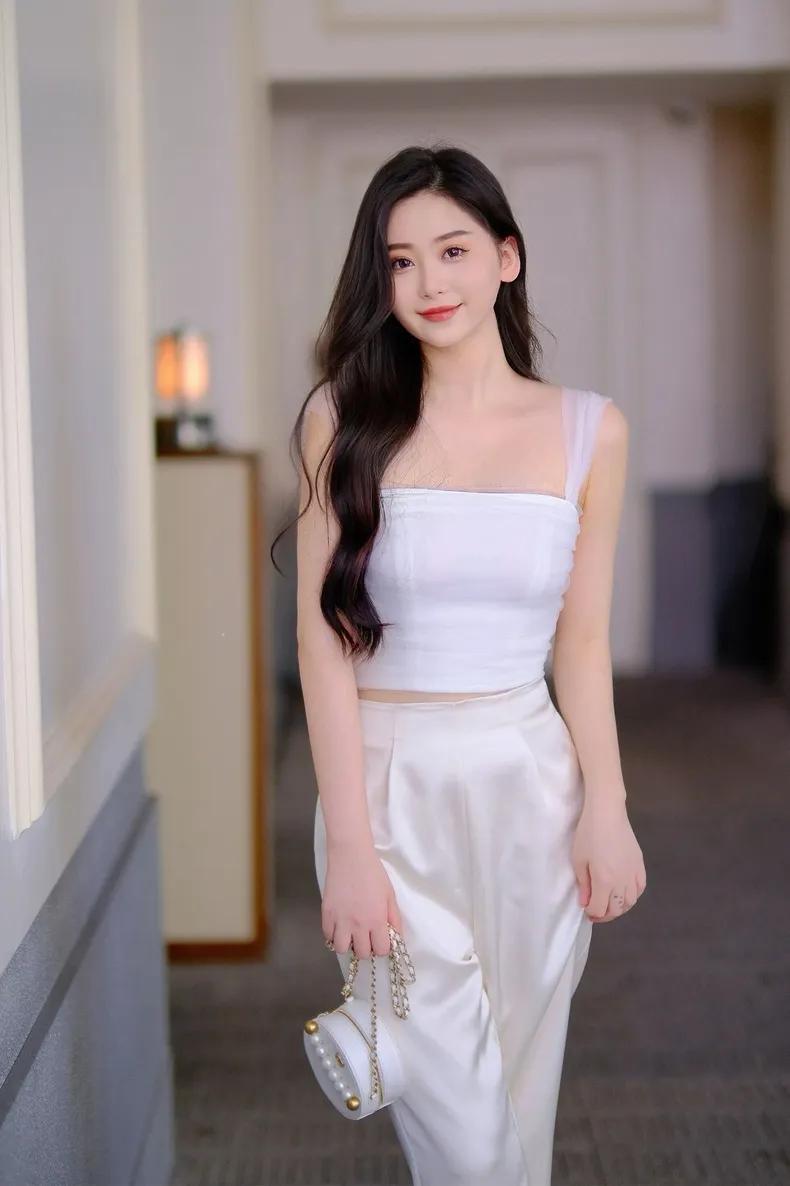 漂亮迷人 气质优雅的小姐姐写真美图 美若天仙下凡