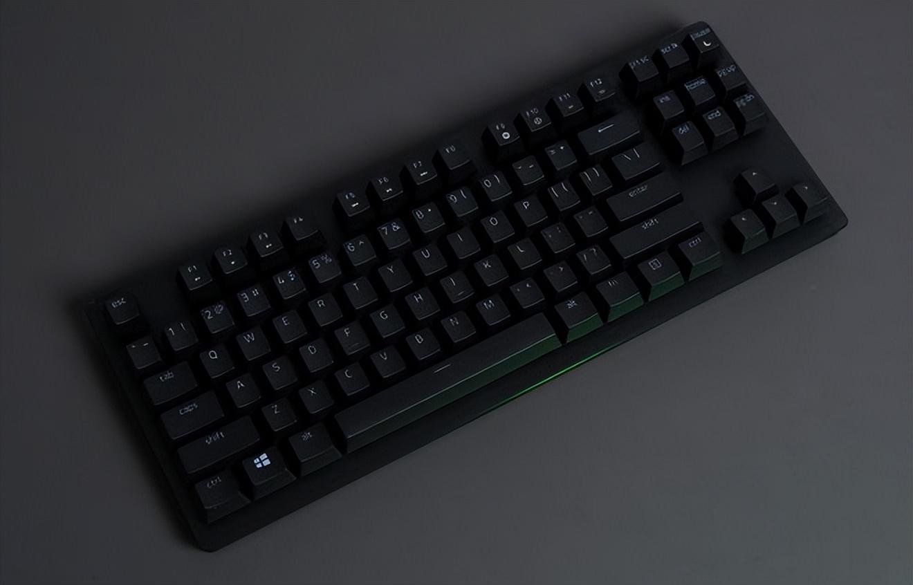 高调又安静的杀手!razer huntsman v2猎魂光蛛竞技版