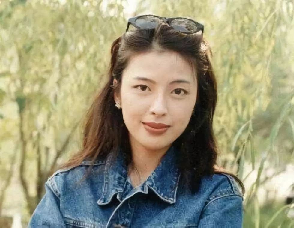 张学友背后的女人罗美薇,默默支持他,却在梅艳芳丧礼上被批评