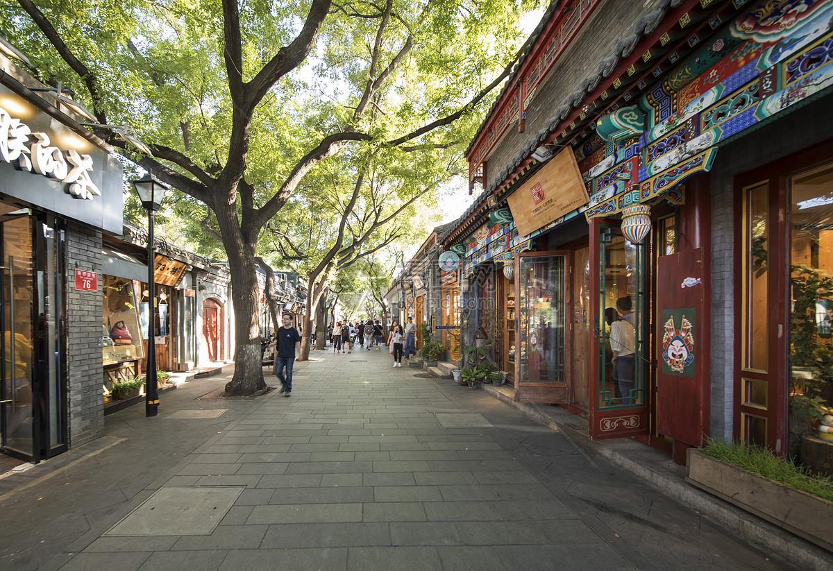 穿越老北京,探寻胡同文化之美——漫步狭巷,领略传统与现代风情