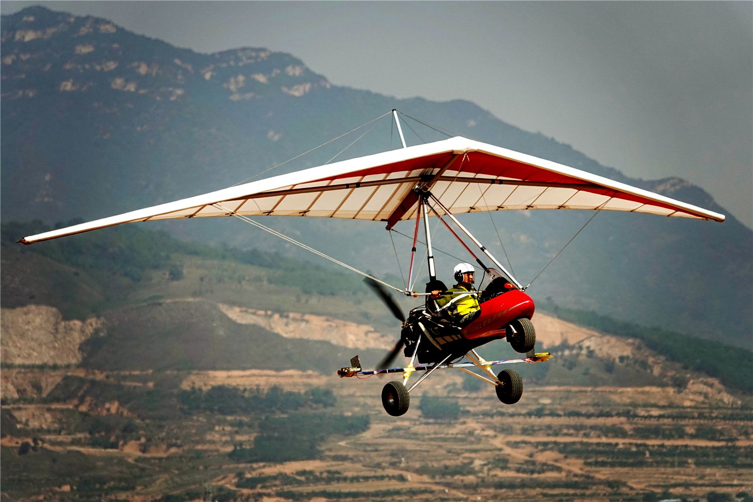 长寿湖滑翔机图片
