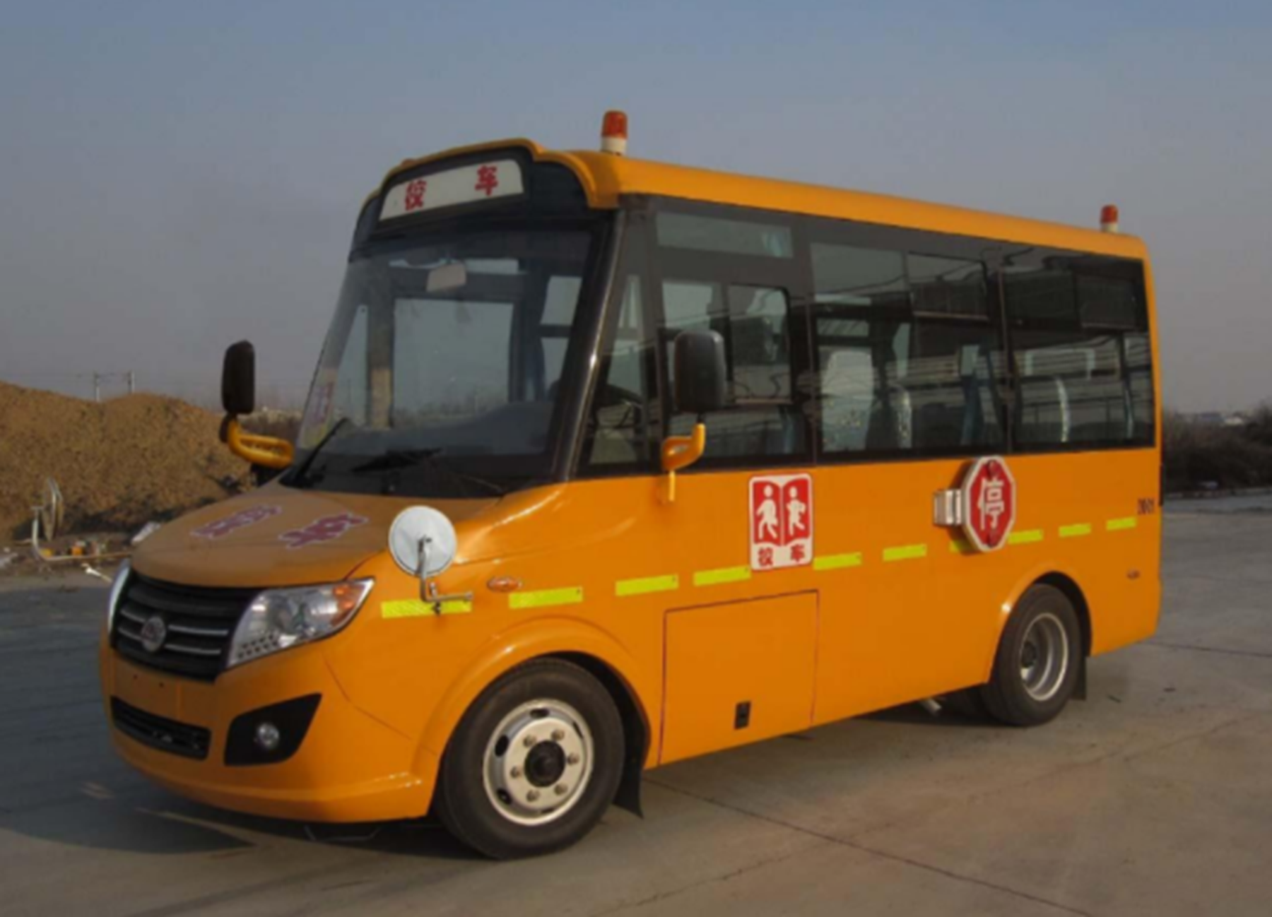 新国标实施后,电动车载人被限制,专家提出5点建议引起众人不满