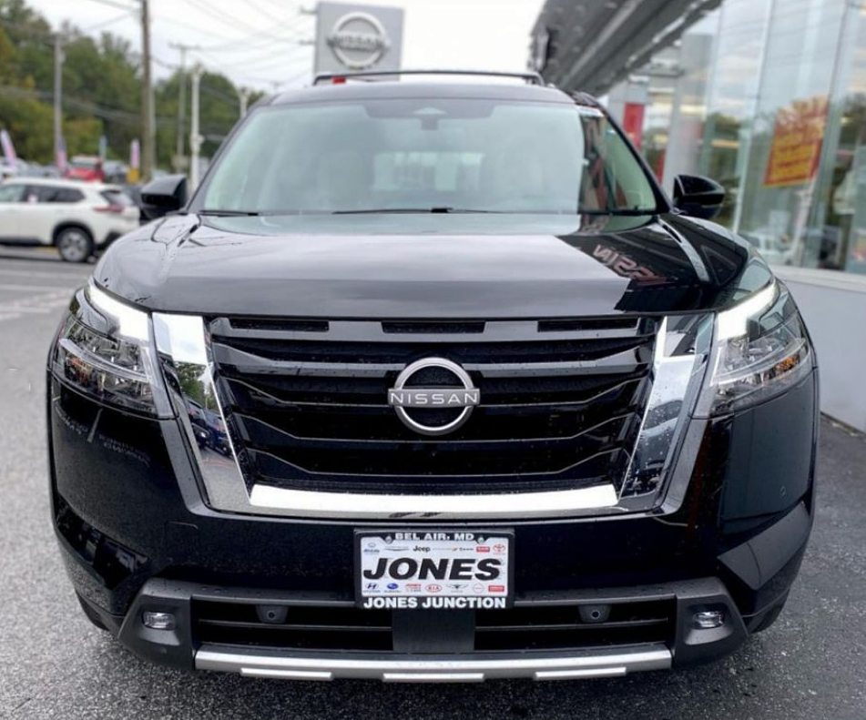 新版日产"小途乐",六缸机,内饰精致,给下一代途达打个样