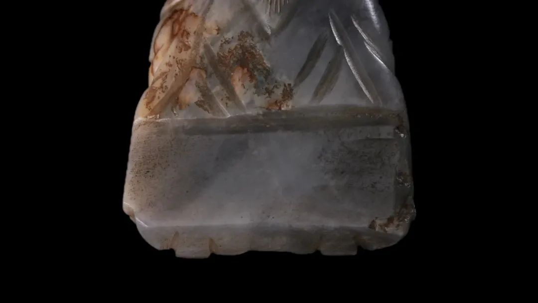 华山论鉴专家点评:明代·和田青玉真武大帝造像