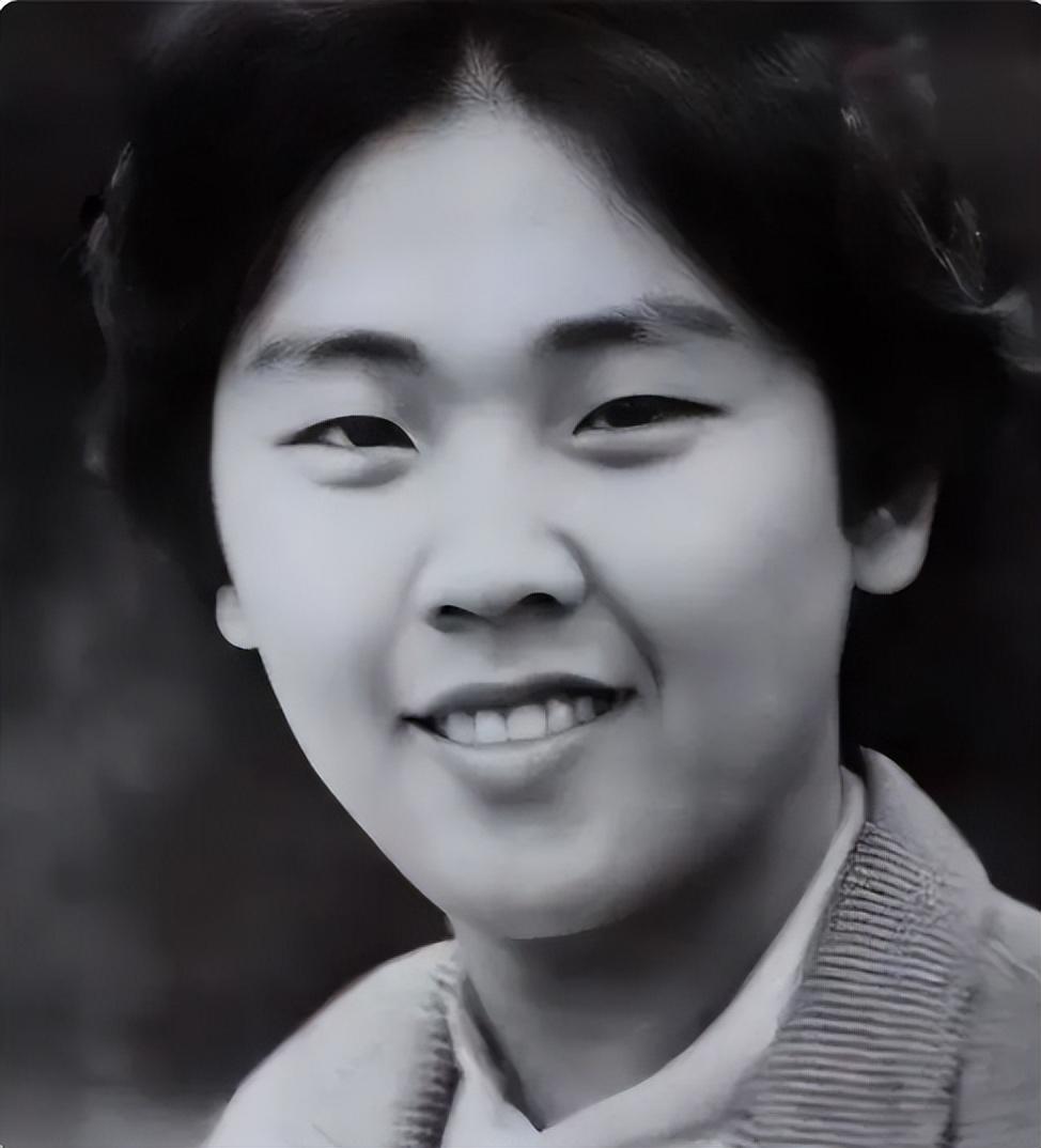 金嗓子牟炫甫:最红时患重病,后来母亲瘫痪父亲离世,他现在怎样