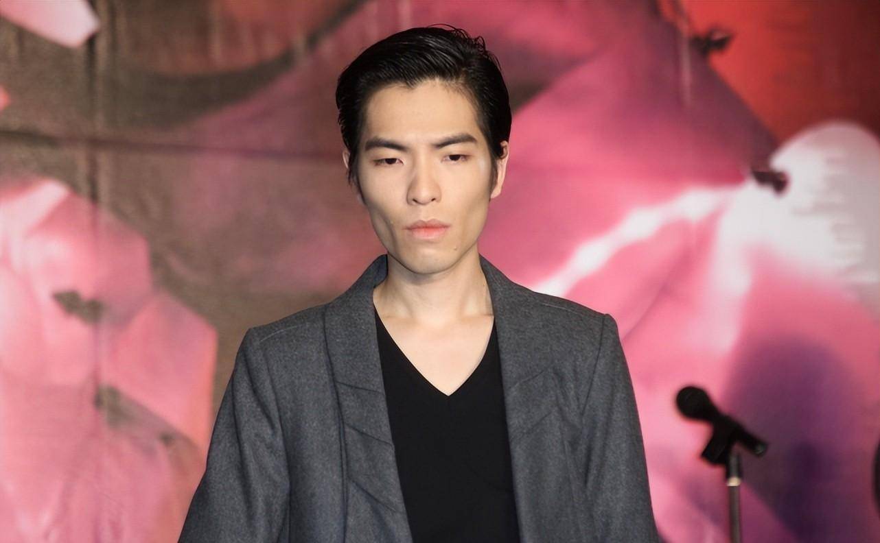 萧敬腾与林有慧:婚后幸福爆棚,网友直呼"爱情无界"!