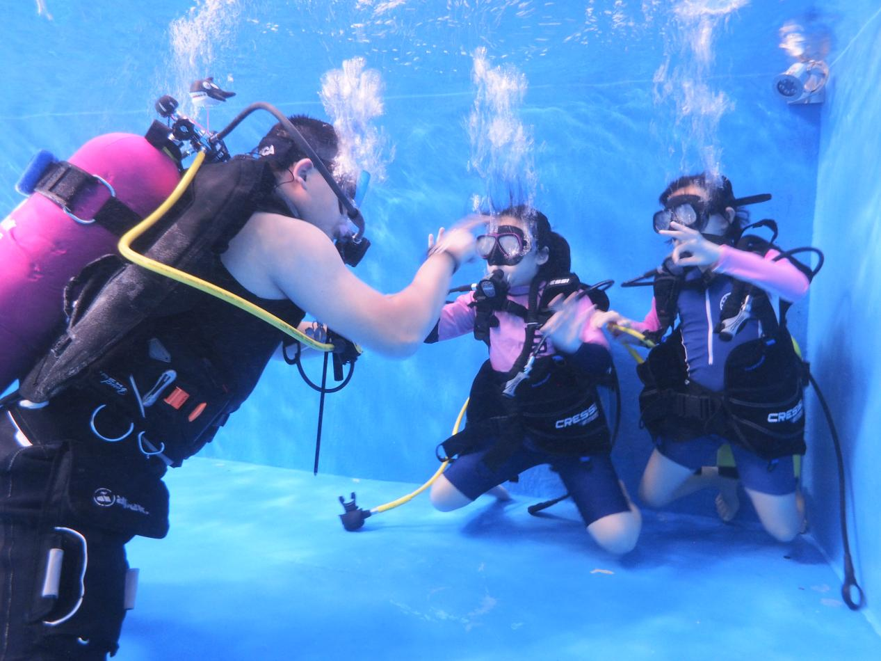 室内潜水引领孩子探索世界的另一种可能