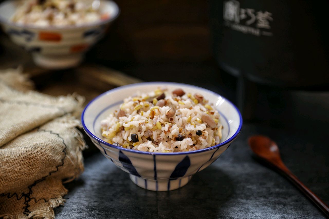 血压偏高的人,主食应该吃馒头还是米饭?医生说出答案