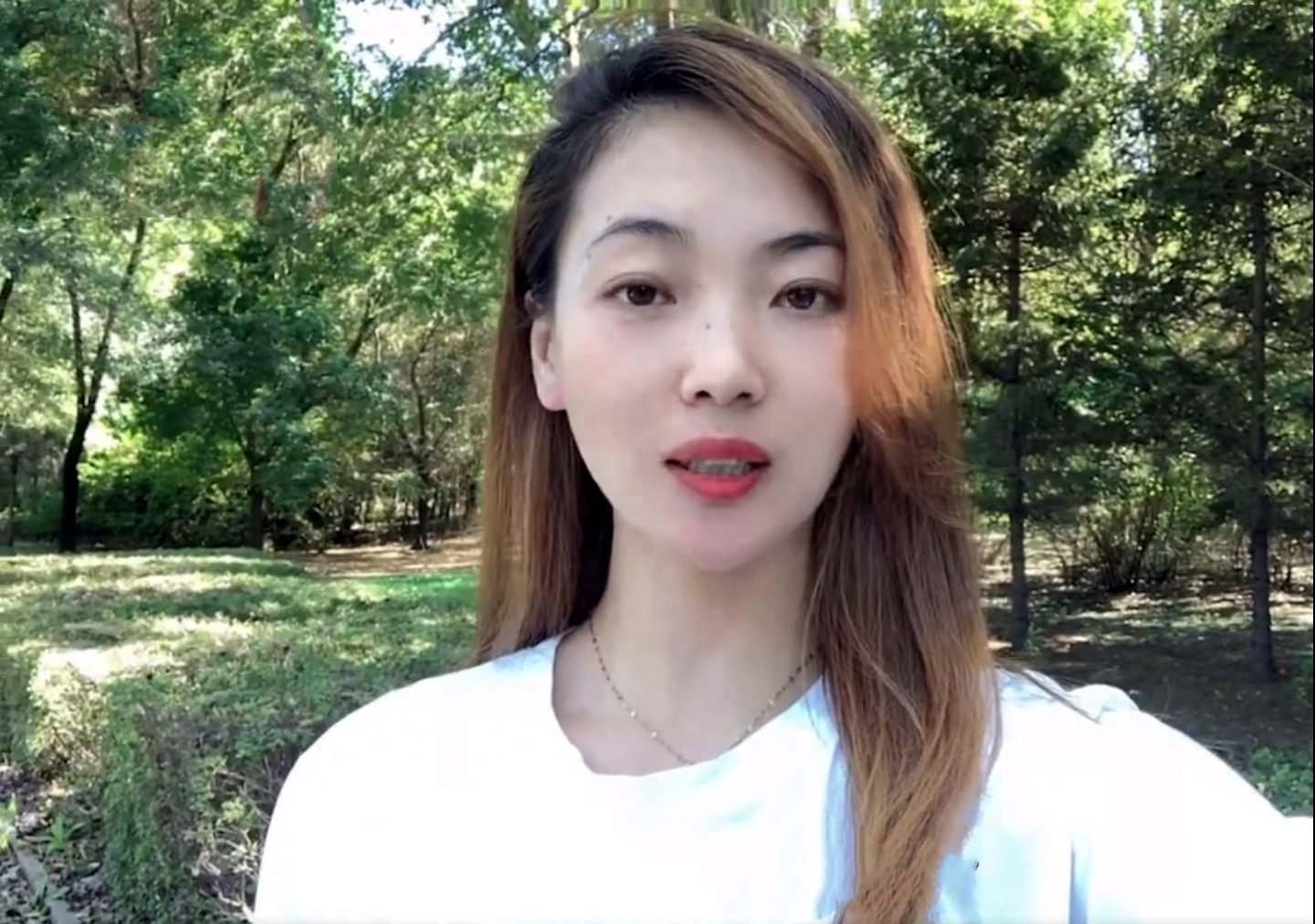 回顾东北美女与41岁河南大叔网恋见面8天闪婚今在上海当老板娘