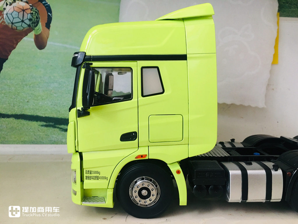 国产卡车模型做工最好的产品,解放j7旗舰卡车模型实拍评测