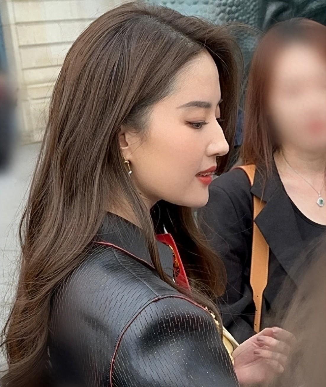 倪妮和刘亦菲站在一起时才明白什么是真正的骨相和气质