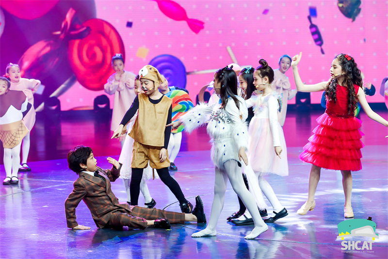 "大鲸鱼"上新了!火爆全球的《鲨鱼宝宝》舞台版将迎内地首演