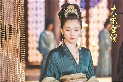 李少红:无怨无惧群嘲至 似曾相识"宫词"来