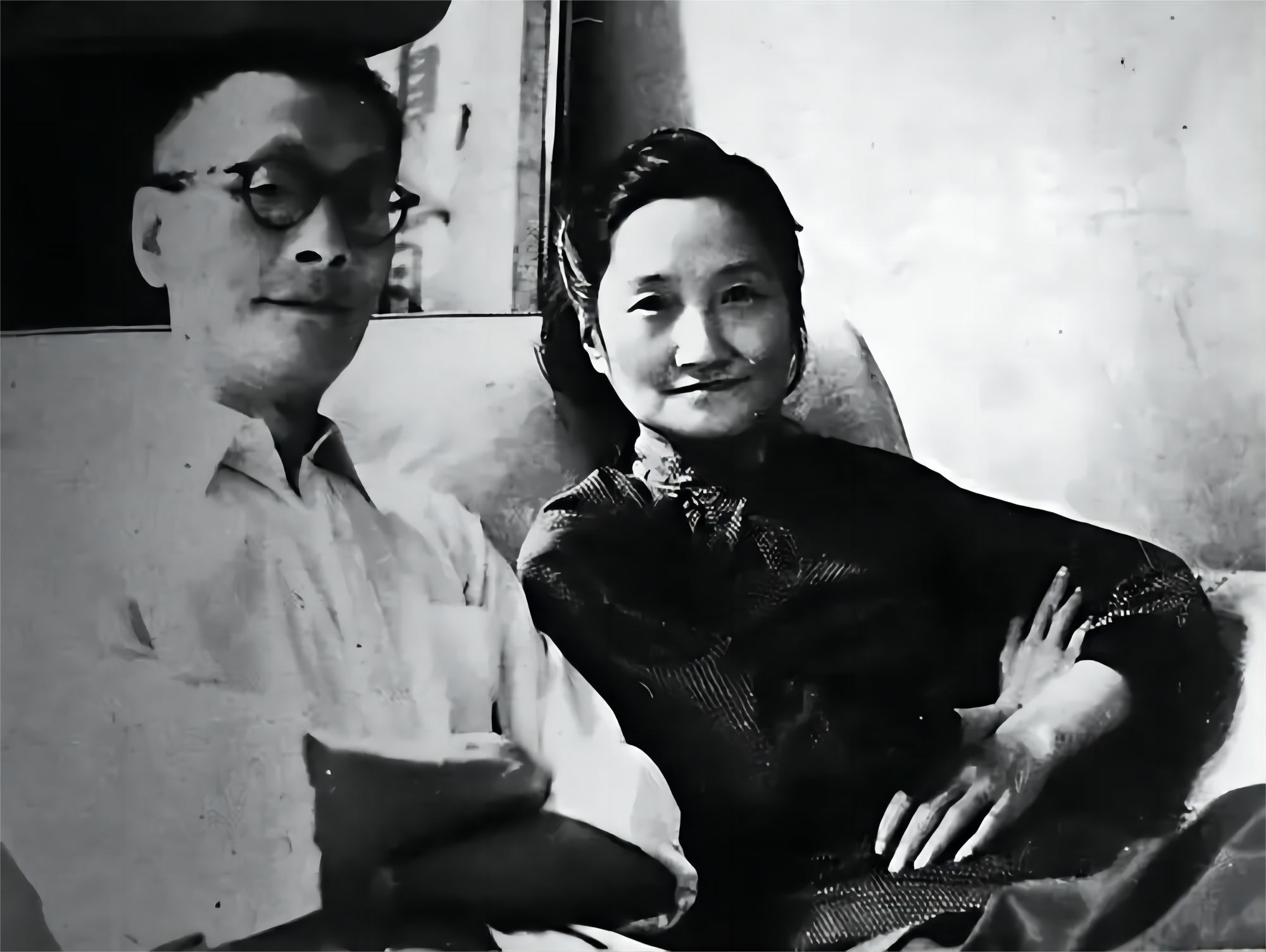 60年代,陆小曼晚年的一张照片,不难看出,年轻时的她还是很美的