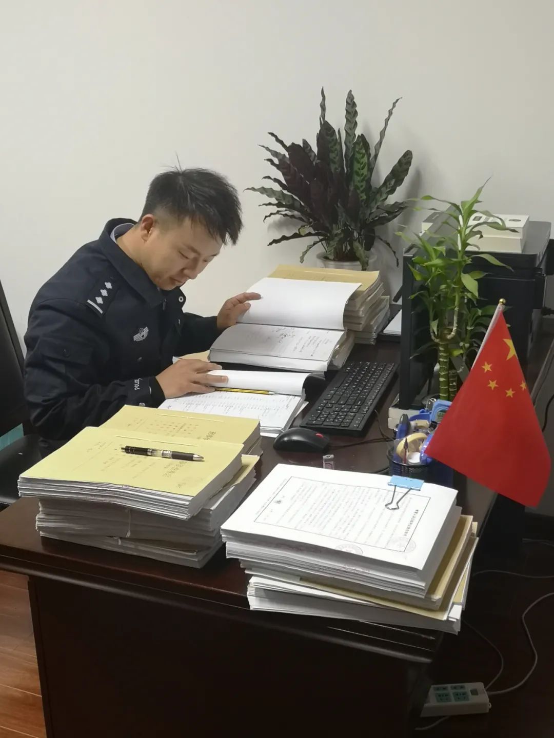 孙洋洋:有勇有谋直面挑战 经侦领域淬砺锋芒