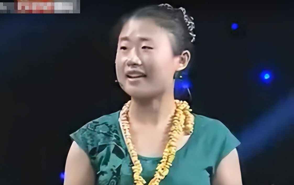 自称仙女的女人名叫王守英,王守英出生在1990年,是一名九零后的女生