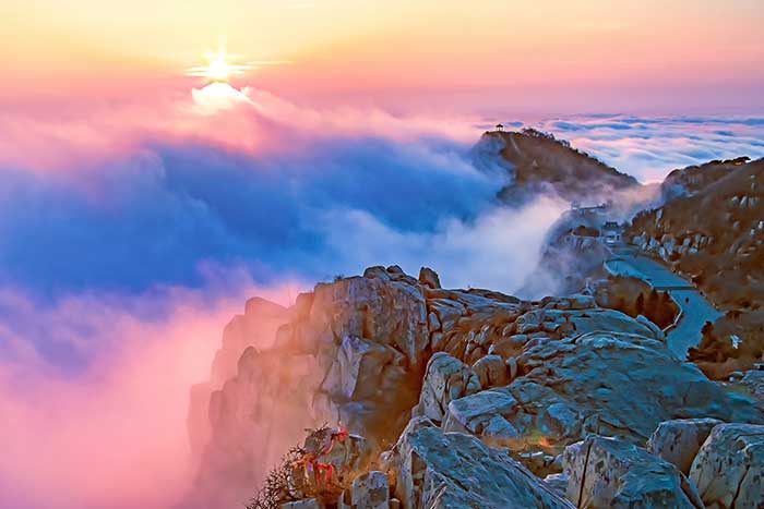 山东这一座,享有天下第一山的美誉!