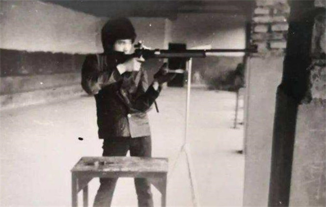 25年前白宝山被执行枪决,情人谢宗芬入狱12年,出狱后赴新疆赎罪