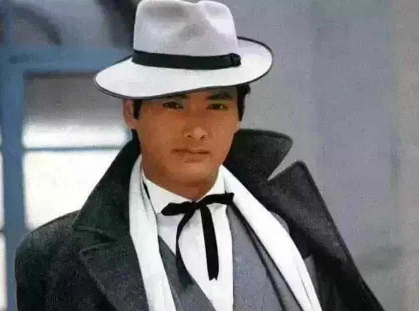 黄包车夫叶焯山:因一手好枪法被杜月笙器重,为何晚年下场凄惨?