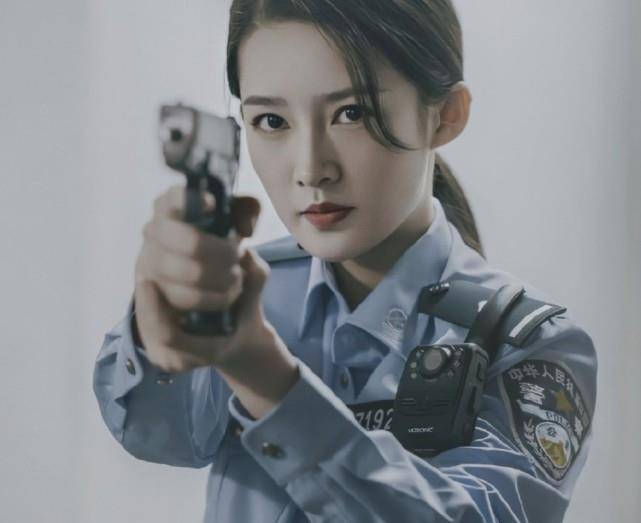 警中警美人如玉的演员图片