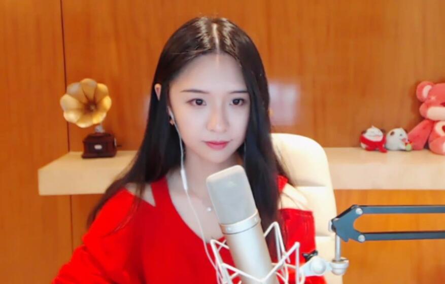 斗鱼又现顶级神豪?不到一个月豪刷近500万,累计打赏109个主播