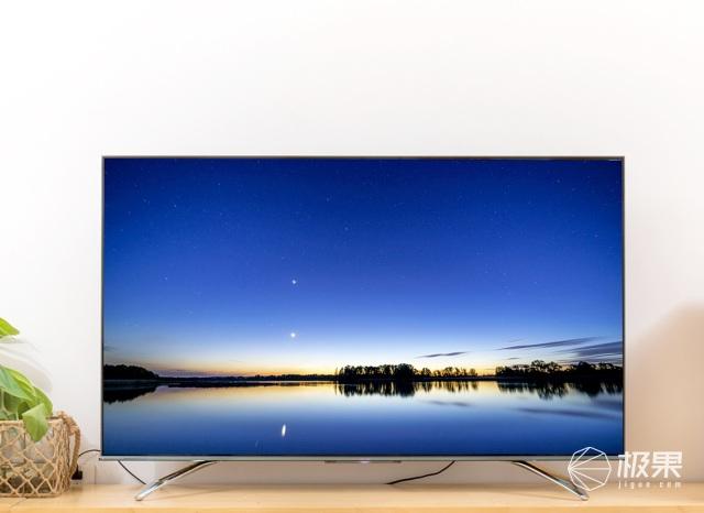 海信u7f秒变数码极客心头好:震撼音画智能交互,电视好看又好玩