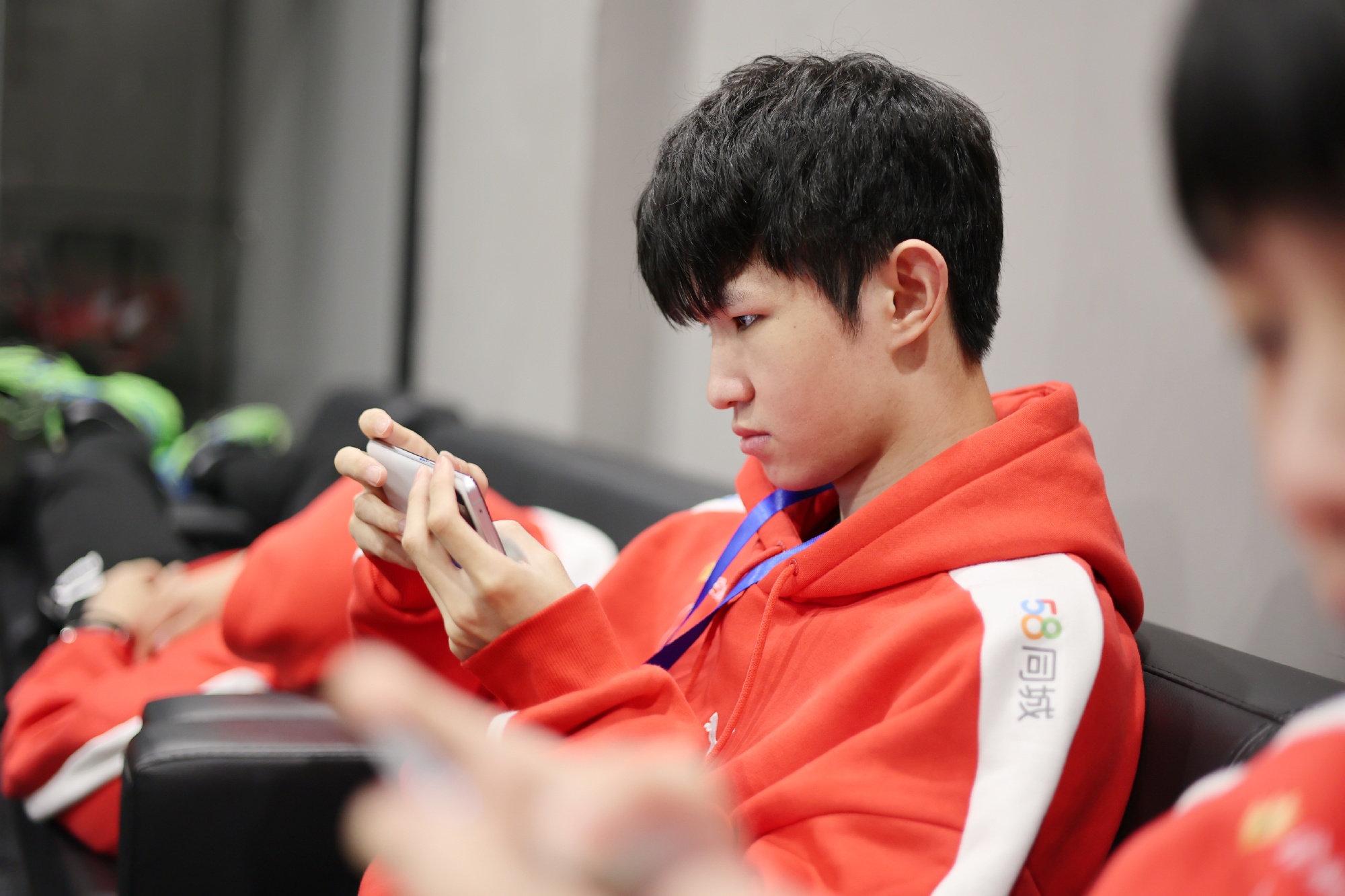 时隔2年,ag初晨终于品尝到连胜的滋味,edgm耽误他太多个赛季!