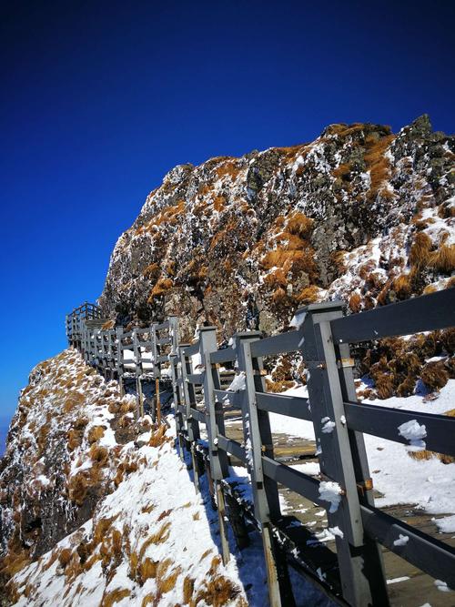 轿子雪山旅游攻略,探寻壮美景致