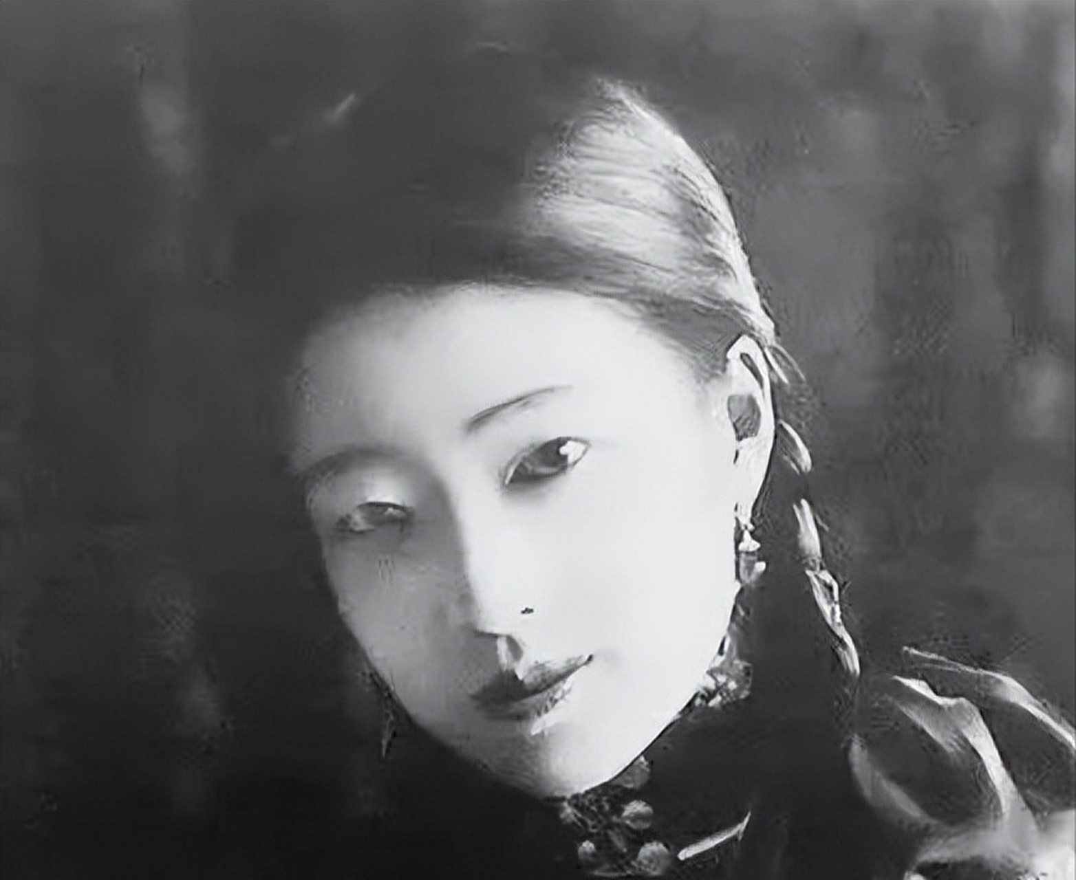 1905年,太监小德张拉住贵族格格裕容龄的手,急呼:"我的好主子,咱们一