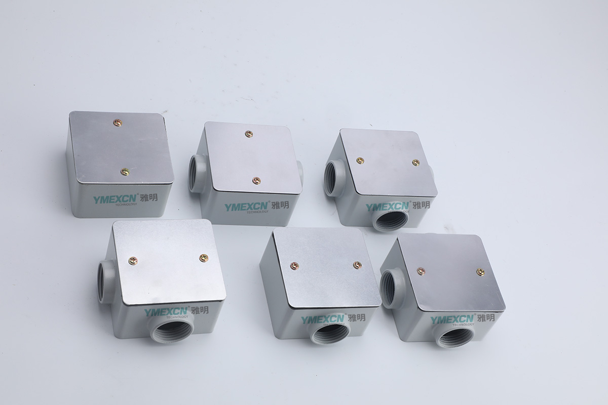 供应防爆304不锈钢接线盒 户外 定制一通二通三通四通接线盒