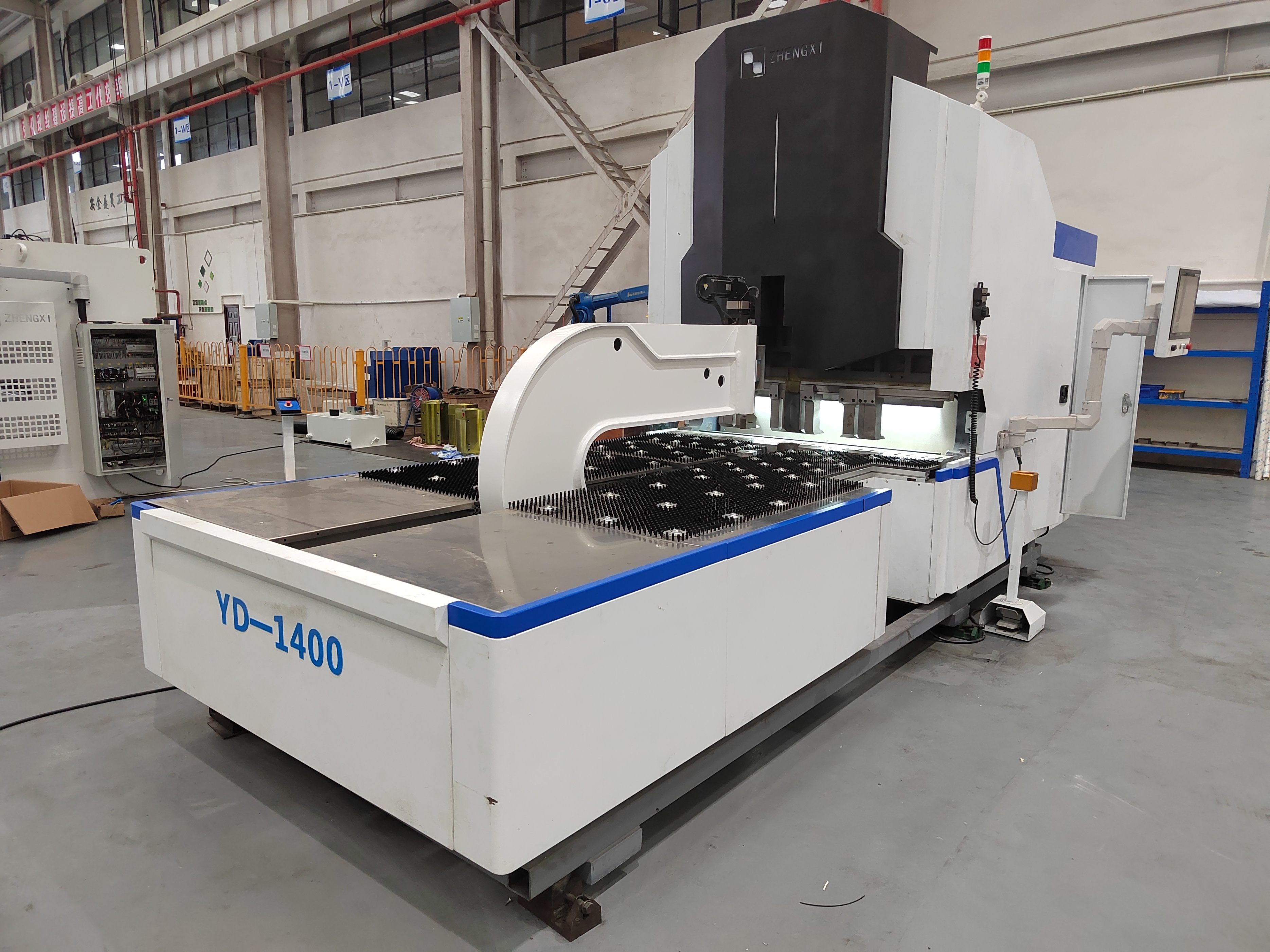 钣金制造业自动化生产——智能柔性折弯中心