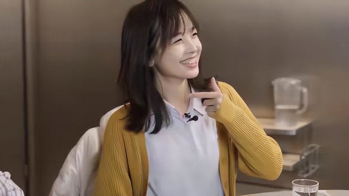 从央视主持人到"记者王冰冰":"人红是非多"的王冰冰,可惜了