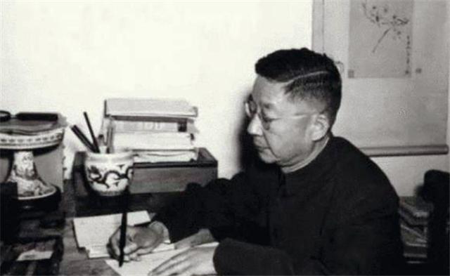 作家周立波:文学圣手,深爱家国,弥留之际,他把一生积蓄捐国家