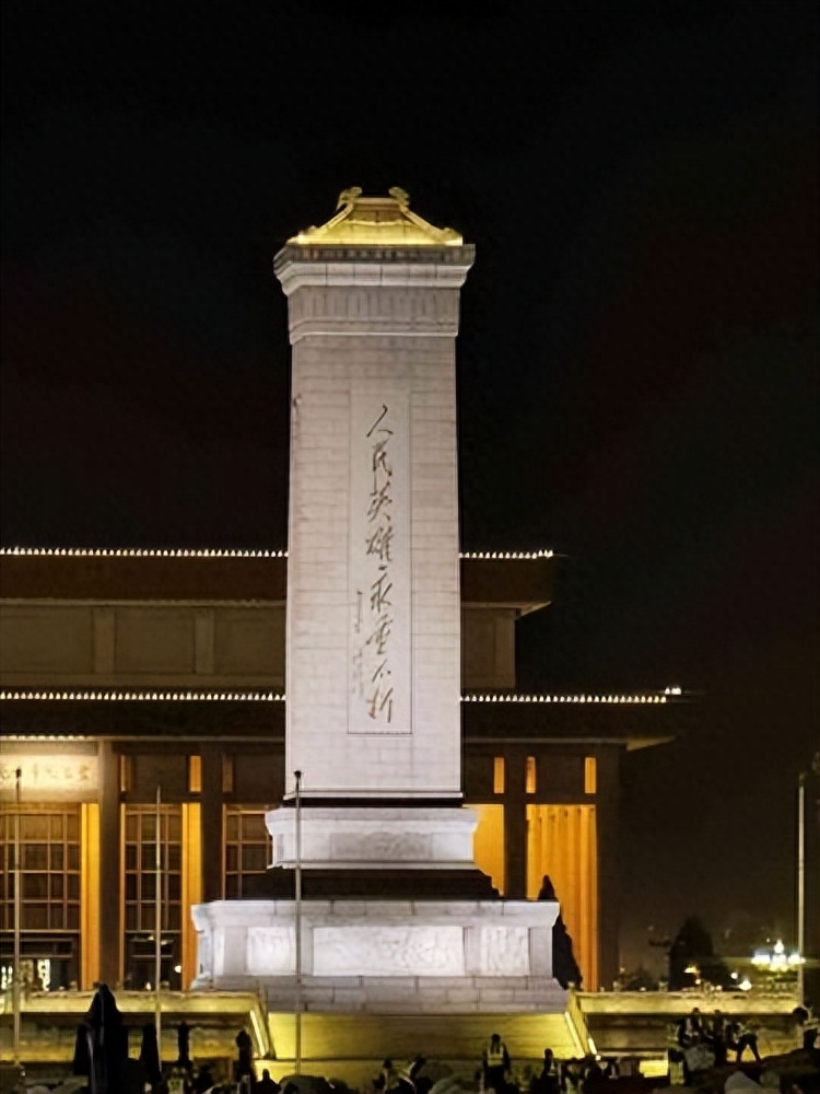 回顾人民英雄纪念碑开工,陈毅去视察,觉得浮雕不对劲:快去叫陈赓