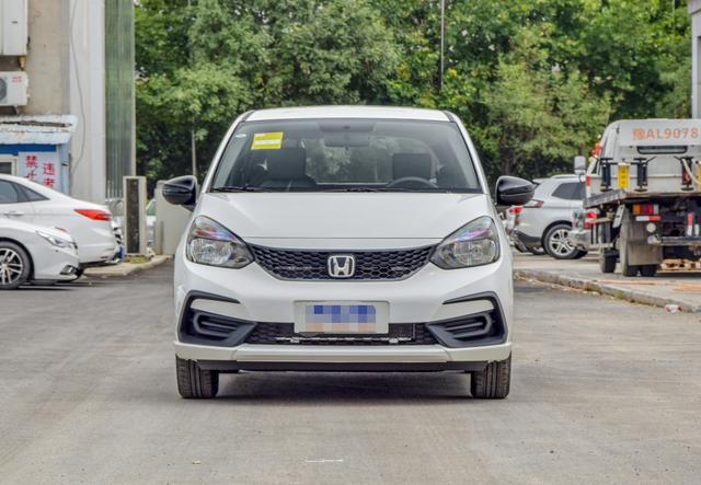 9万"平民小钢炮",油耗不到7.5l,放肆一把不是梦