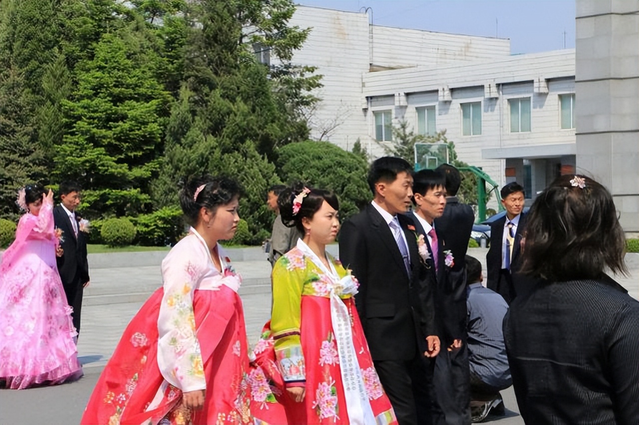 走进朝鲜,朝鲜人结婚讲究门当户对,平壤女孩通常都是内部消化