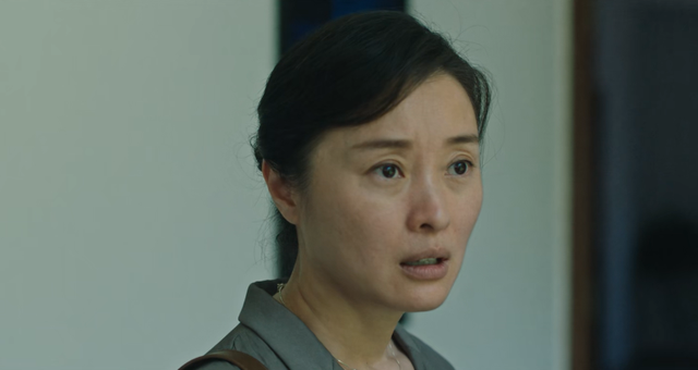 《八角亭谜雾》首集便伏笔重重,老戏骨齐聚,吴越演技太惊艳