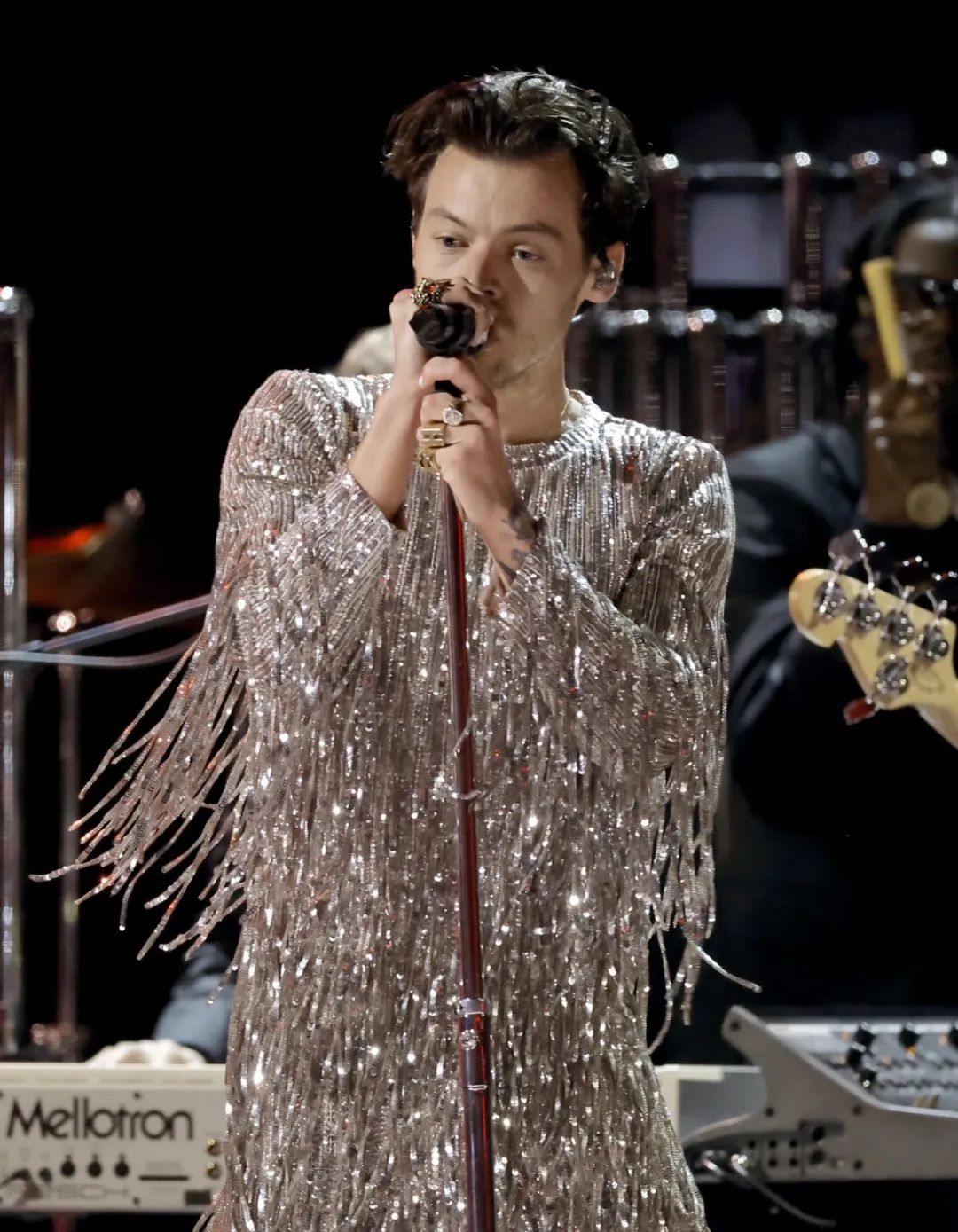 harry styles荣获2023年格莱美年度专辑奖