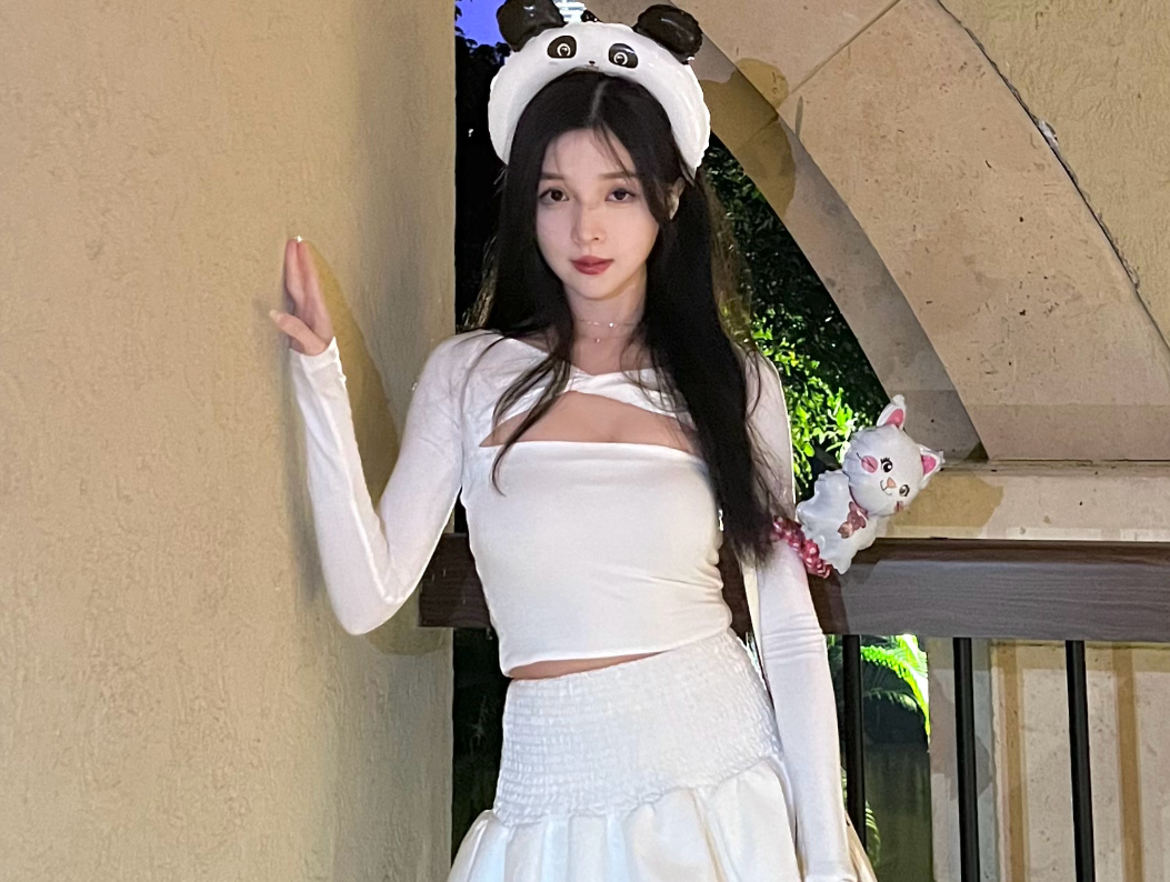 李现恋情风波升级!网红女友脾气大怼网友,曝靠孩子逼宫富豪前夫