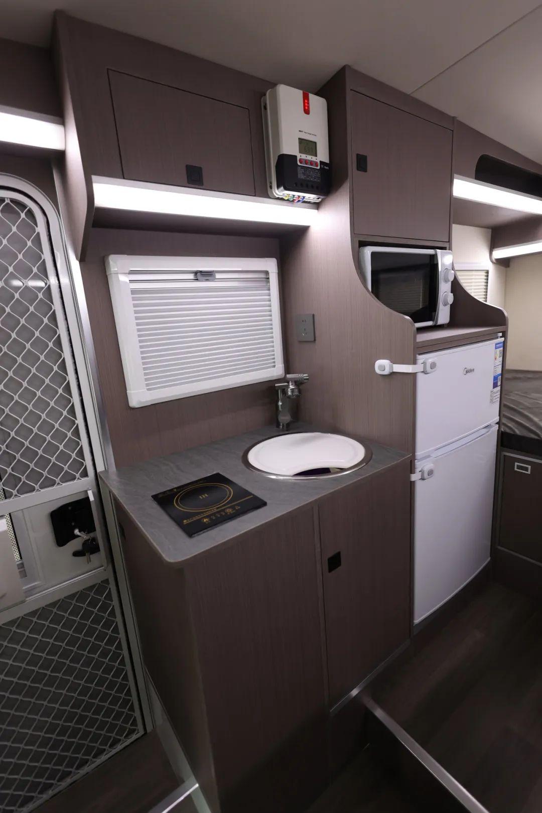 黔力游侠01皮卡房车 融合机械美学 四驱助力畅游山海