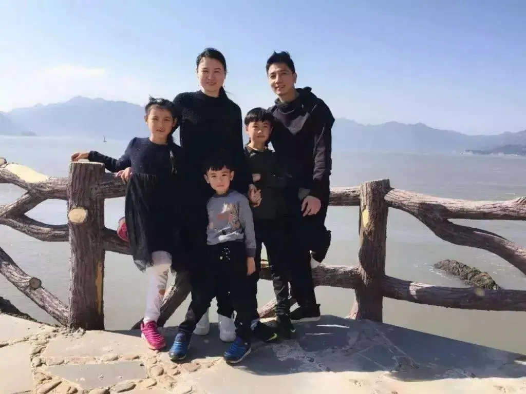 妻儿走了4年后,林生斌的现状仍看哭网友:向光而行,他终于笑了