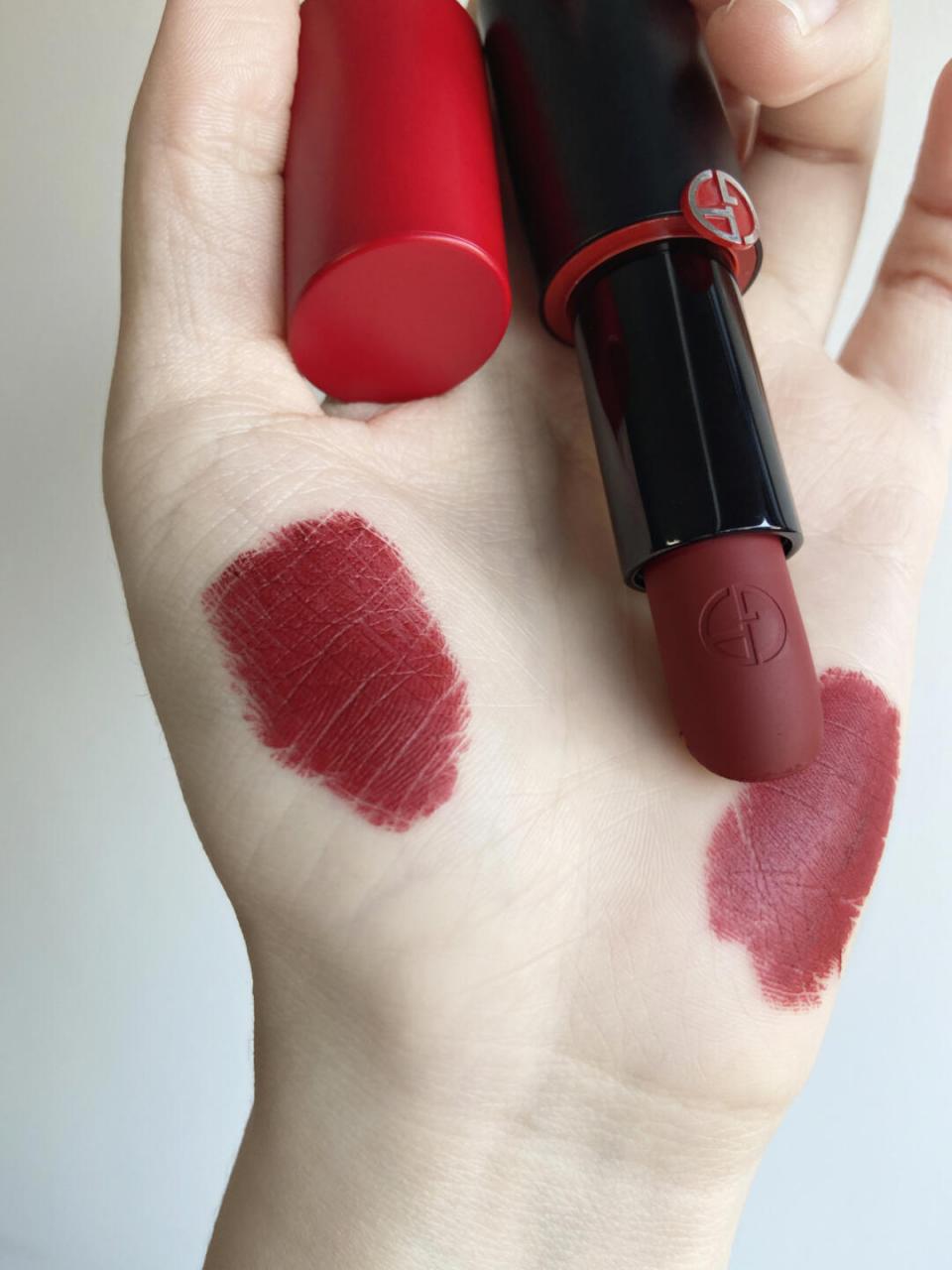 不负我等了两个星期 阿玛尼黑管口红406真的美哭了 是那种无法抵康哪