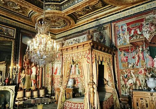 枫丹白露宫:西欧珍宝城,法国最大王宫之一