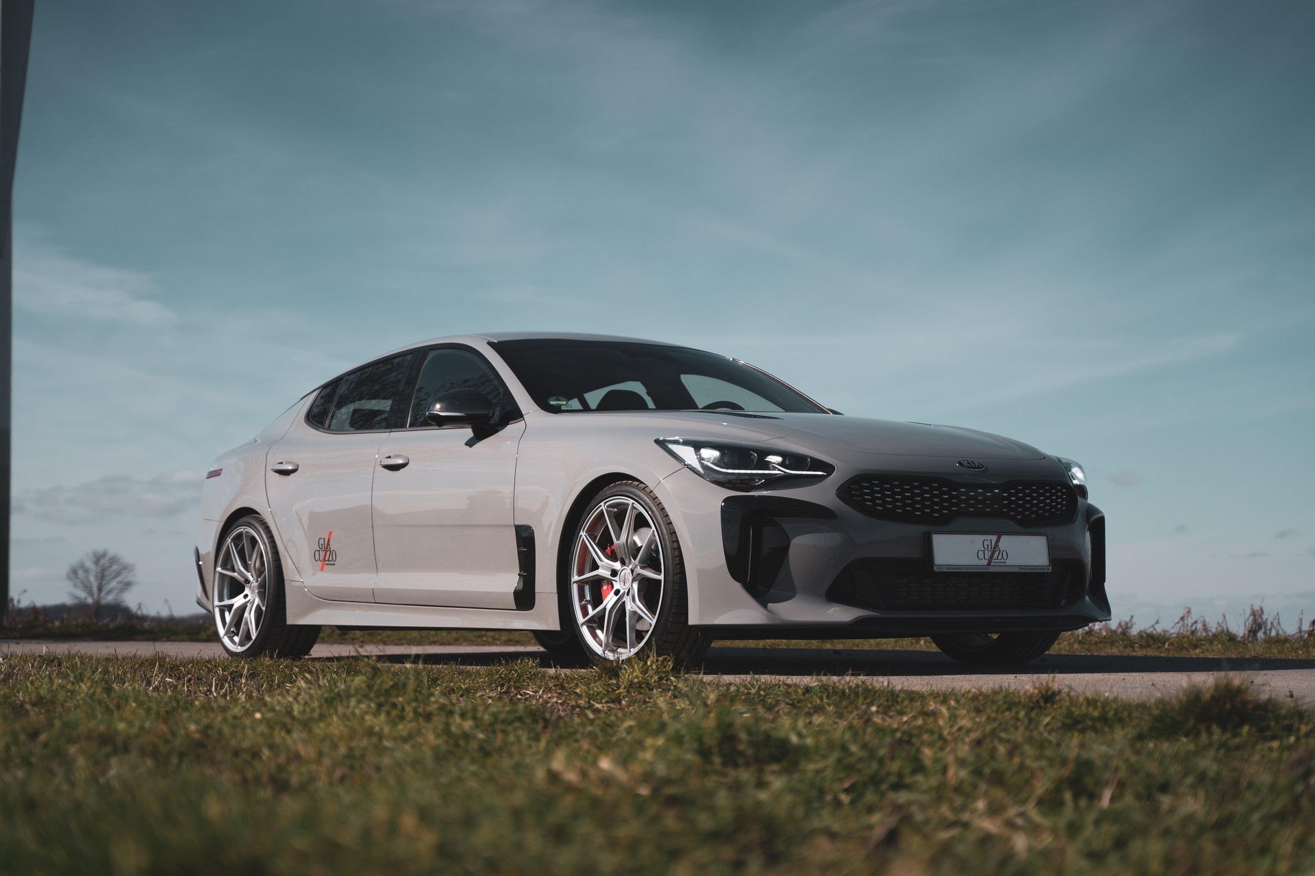 号称"韩国宝马",叫好不叫卖,起亚stinger将于明年停产